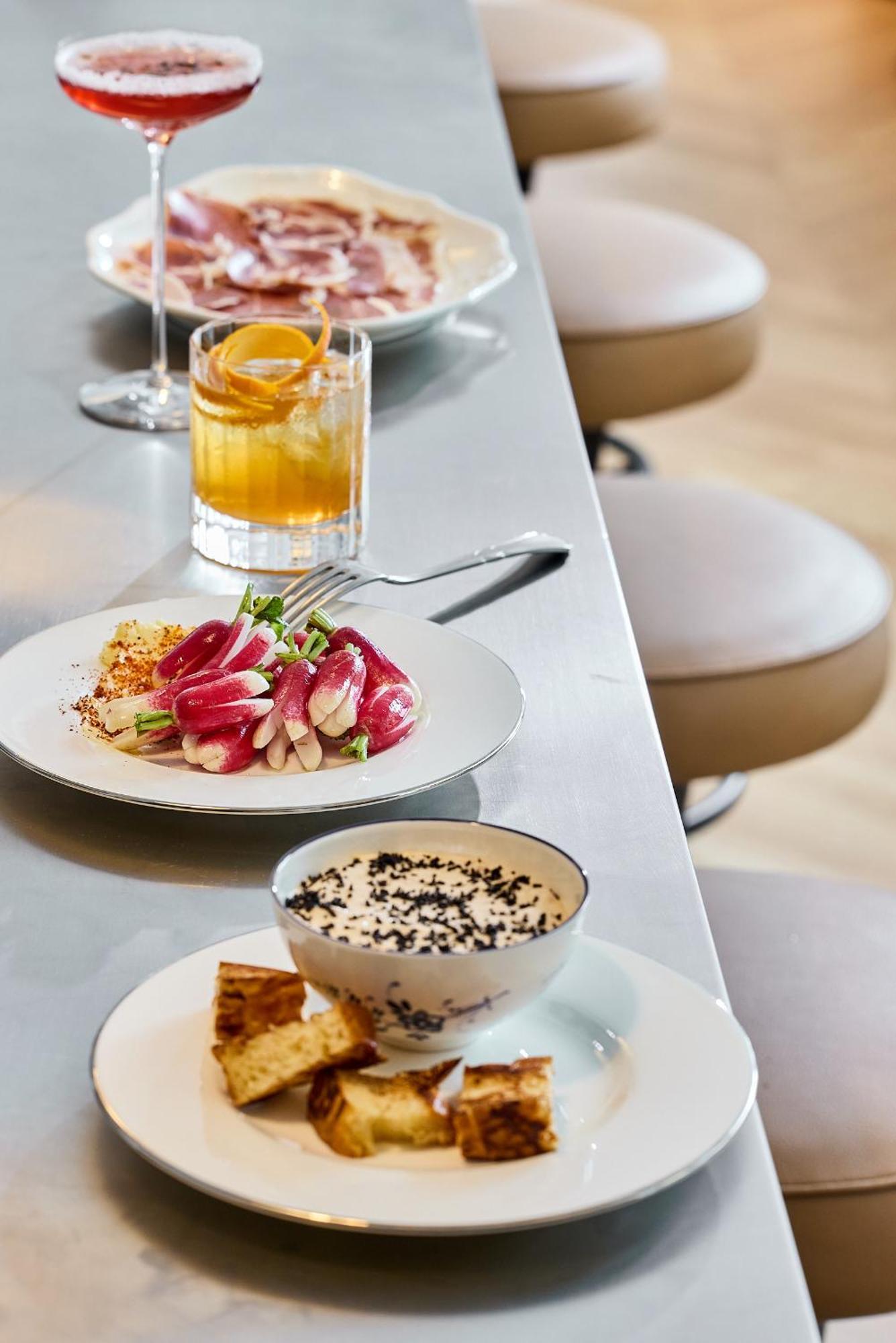 Noucha 4* Parigi
